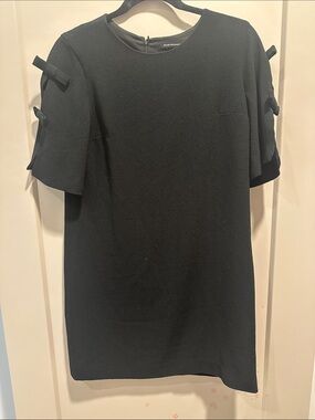 Club Monaco Black Short-Sleeve Shift Dress with Sleeve Bows
